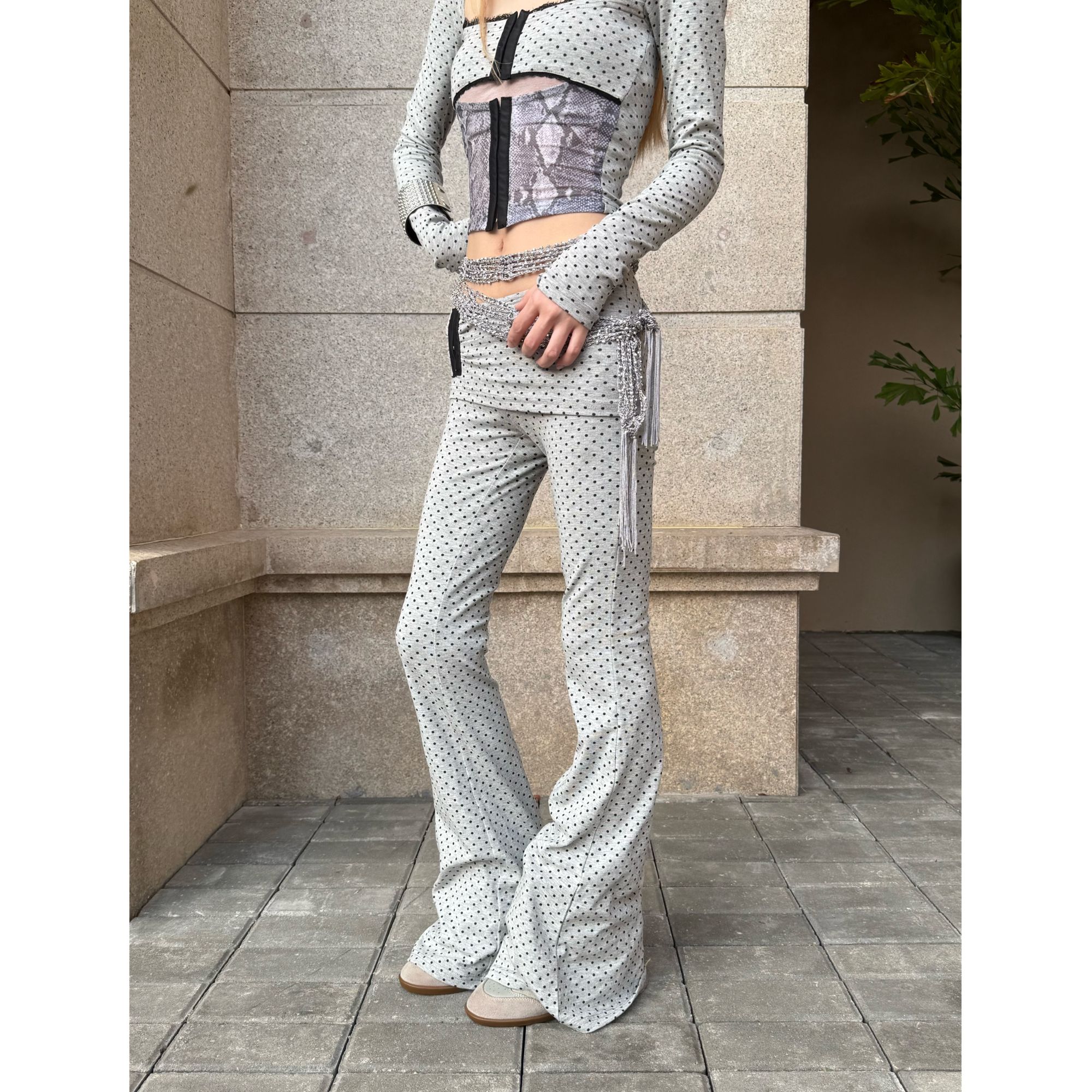 Fearless”满满*少女波点蕾丝拼接网纱针织褶皱长裤长袖套装