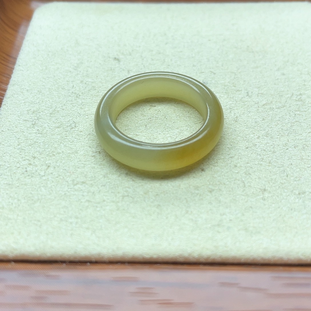 和田玉戒指未镶嵌木一口糖12号