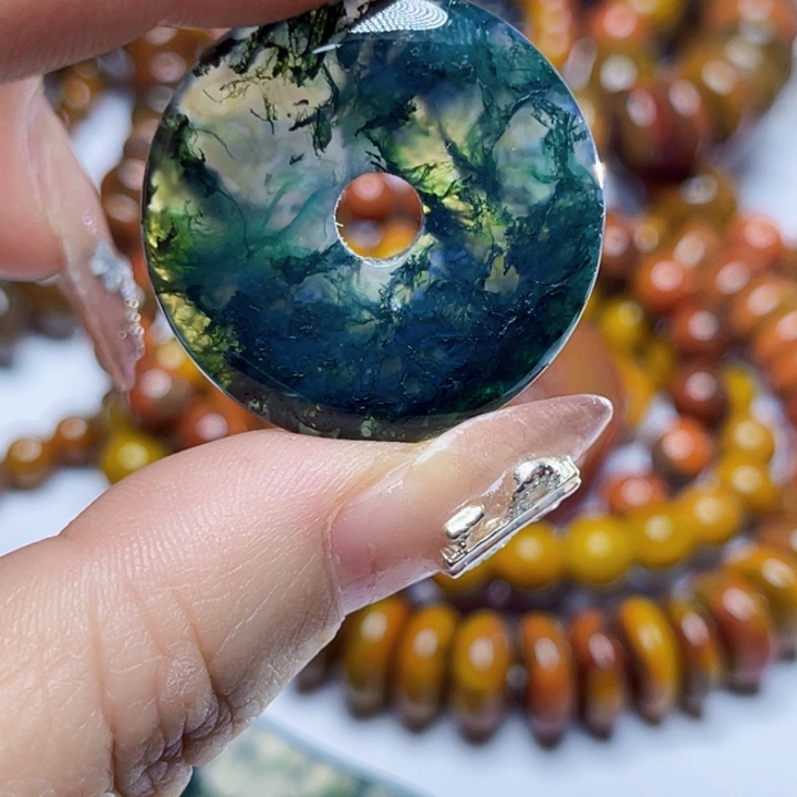 玛瑙/玉髓颈饰未镶嵌