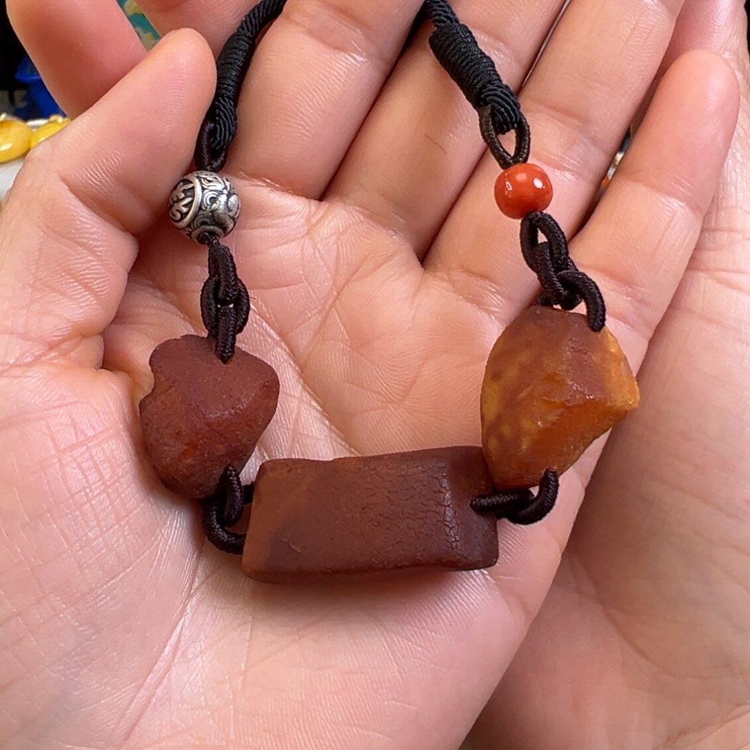 蜜蜡裸石未镶嵌蜜蜡