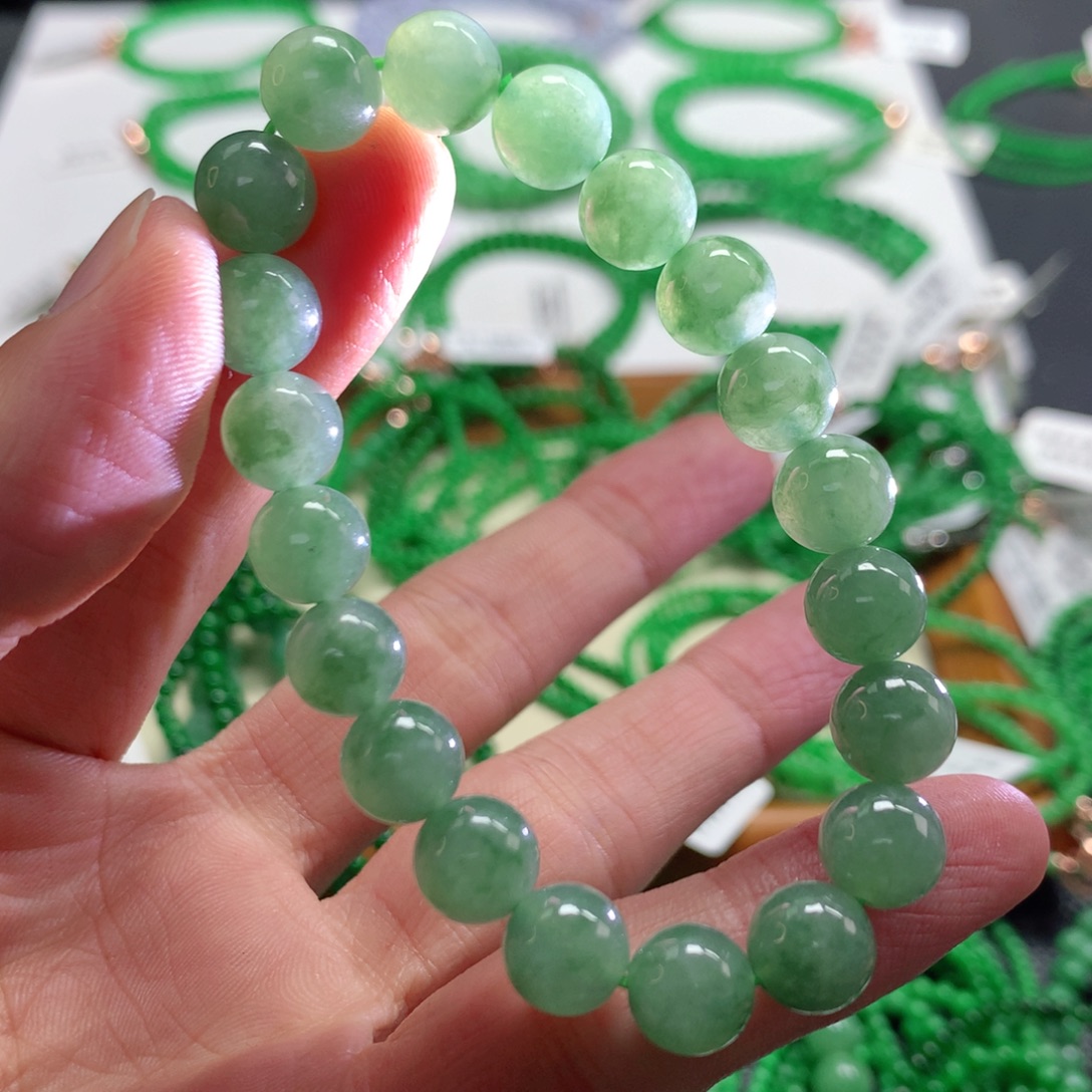 翡翠未镶嵌手链翡翠