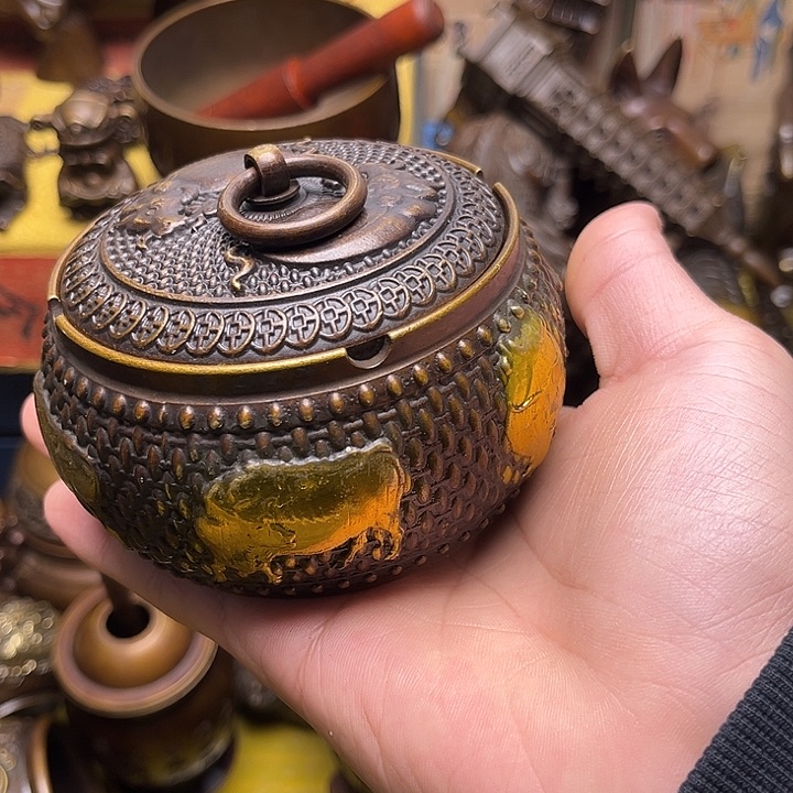 精美铜器点击下单