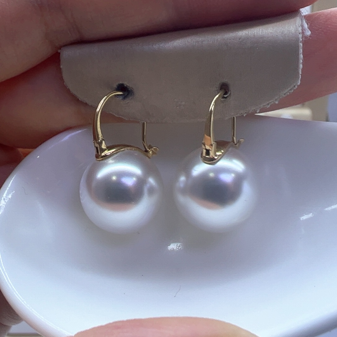18K金镶嵌淡水珍珠耳饰
