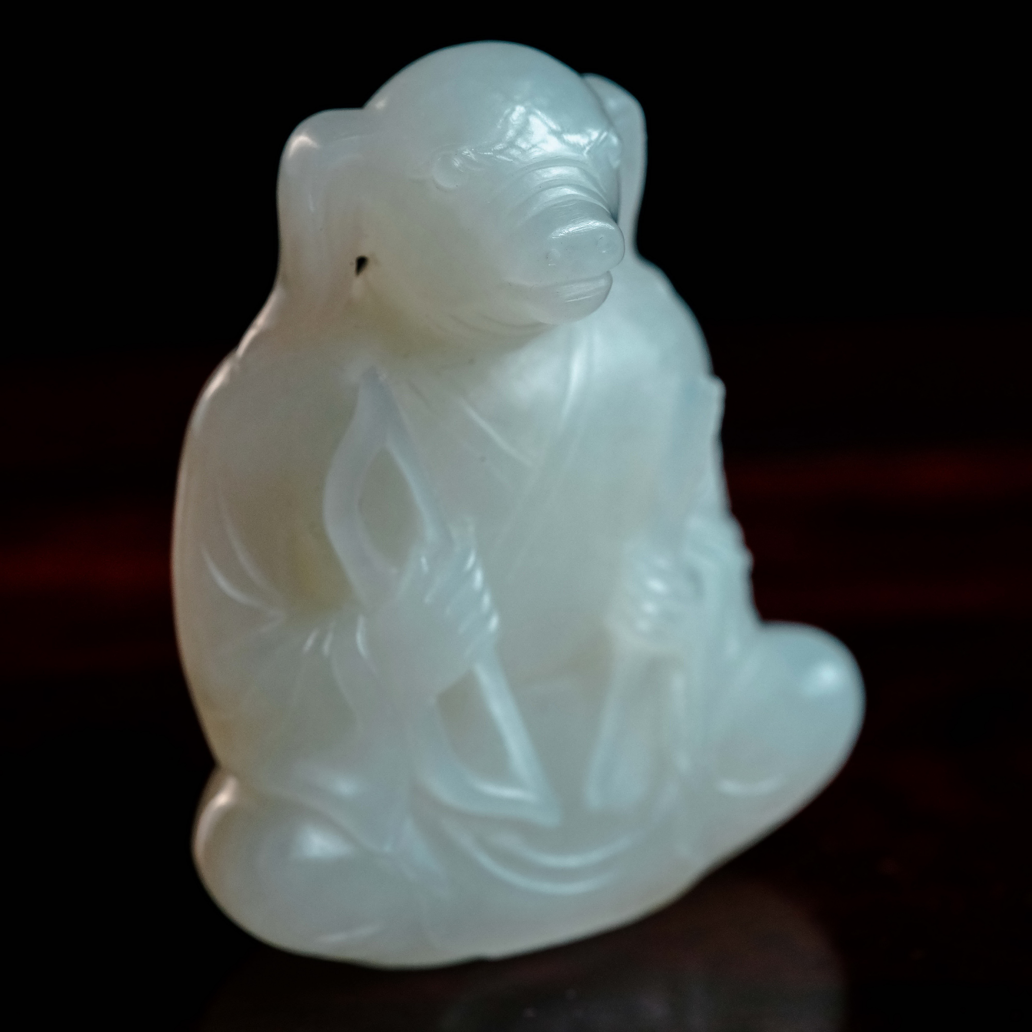 清代和田玉猪首坐像-NX