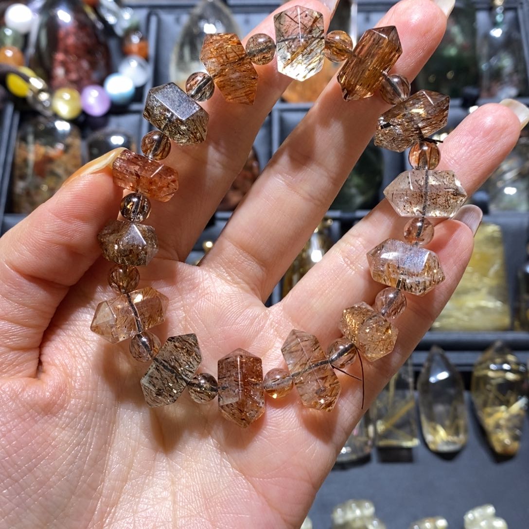 水晶手串未镶嵌木****