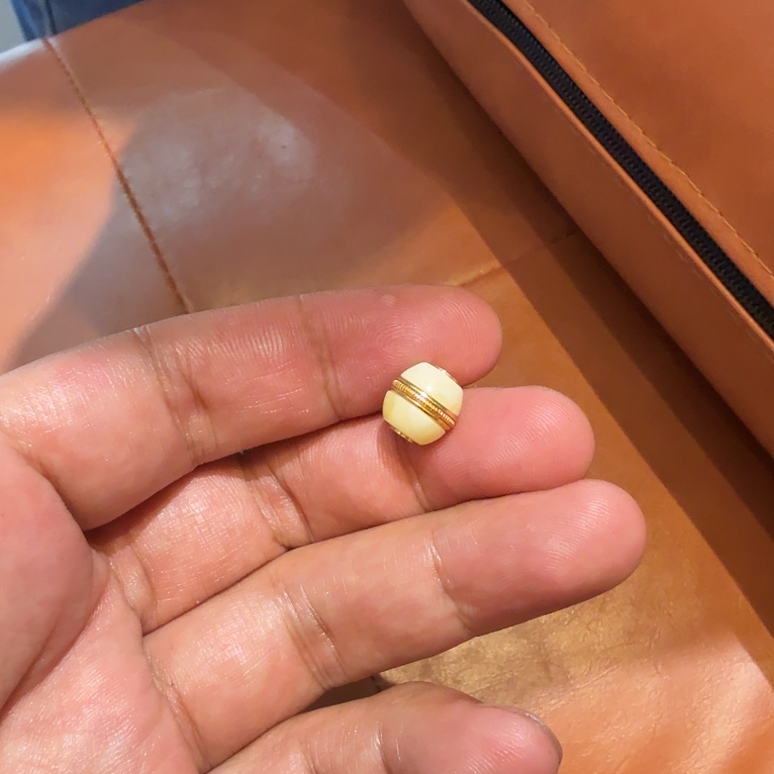 琥珀未镶嵌裸石蜜蜡汉堡珠