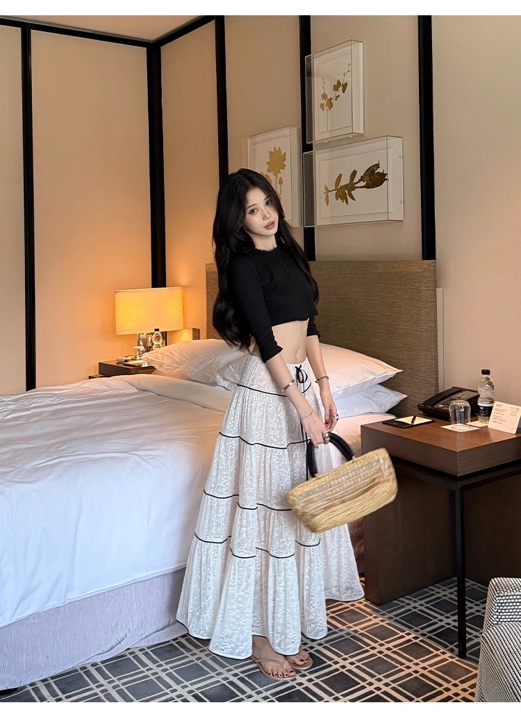  不冷BULENG 法式浪漫风蕾丝半身裙女早秋压褶重工显瘦半身长裙