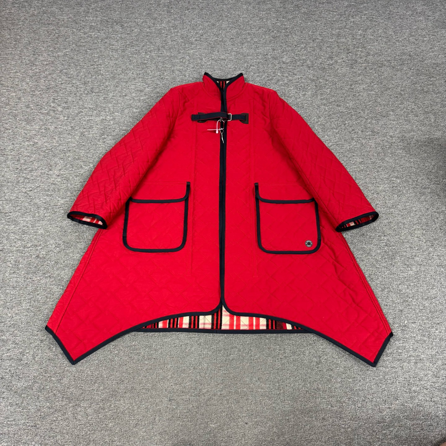 99新 AMIPARIS 爱马仕 新年红 大衣 棉服 34码 带吊牌