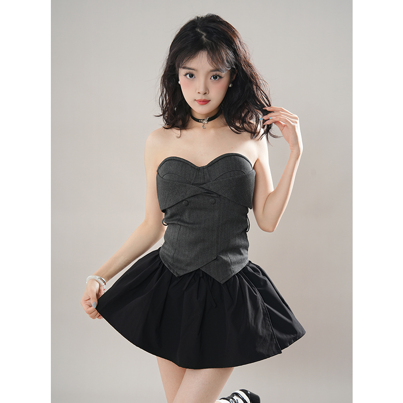 美式辣妹套装女夏季2025新款抹胸收腰不规则上衣+黑色半裙两件套