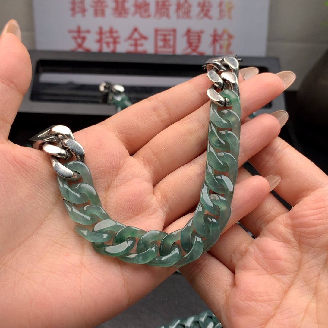子***雄翡翠未镶嵌手链003