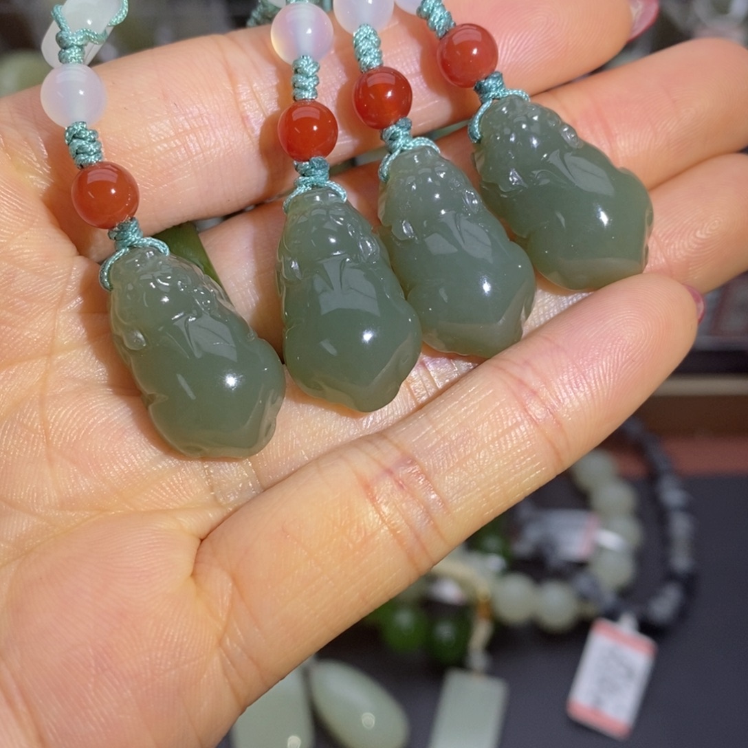 和田玉未镶嵌手机链多样性拍一发一