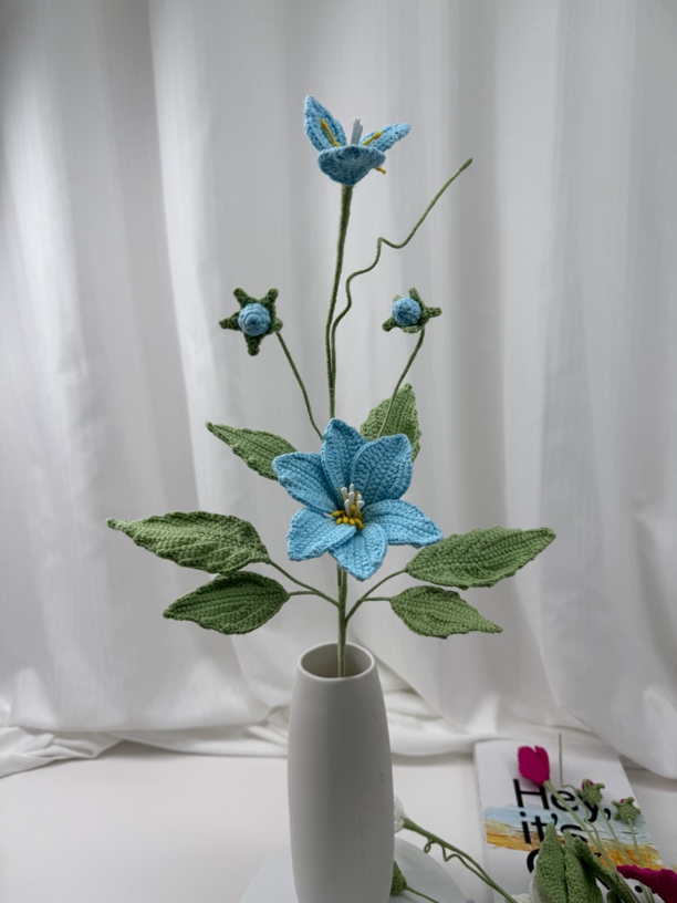 手工钩织白木醉樱手捧花创意礼品毛线花结婚礼物成品花束