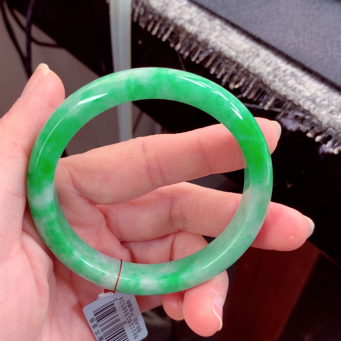 翡翠手镯未镶嵌公***财缅甸