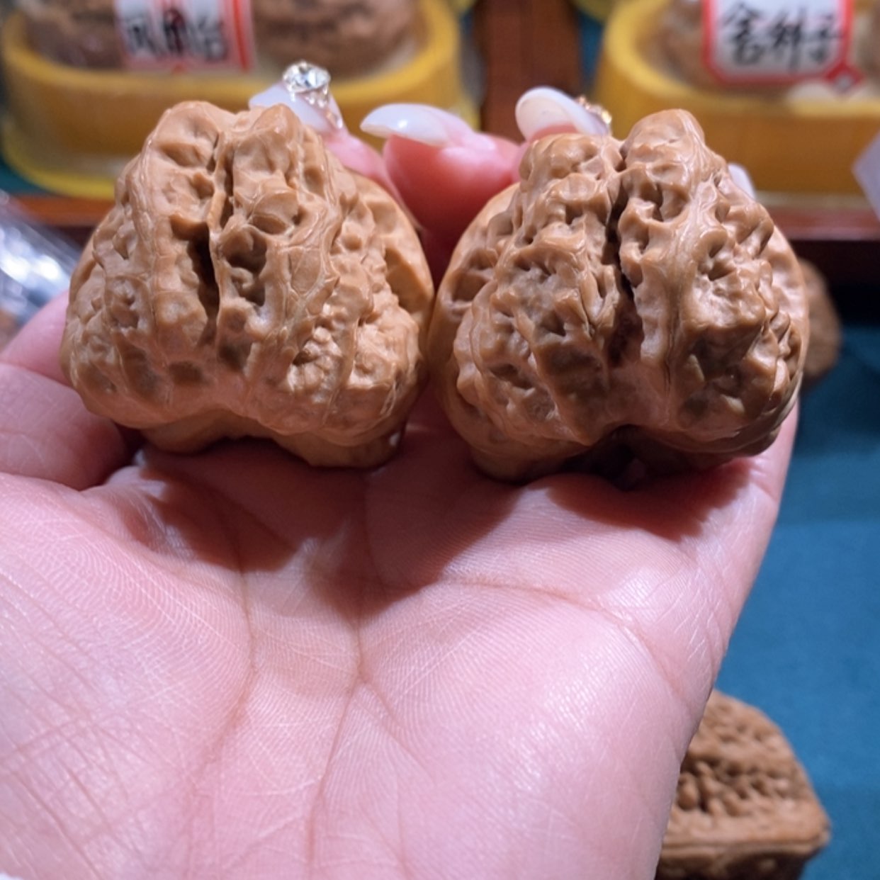 【闪购商品】文玩核桃吊坠善**行肌肉蛙