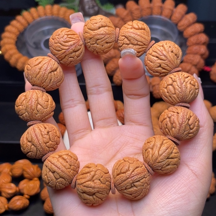 桃核手串22尺寸龙珠（16号链接）