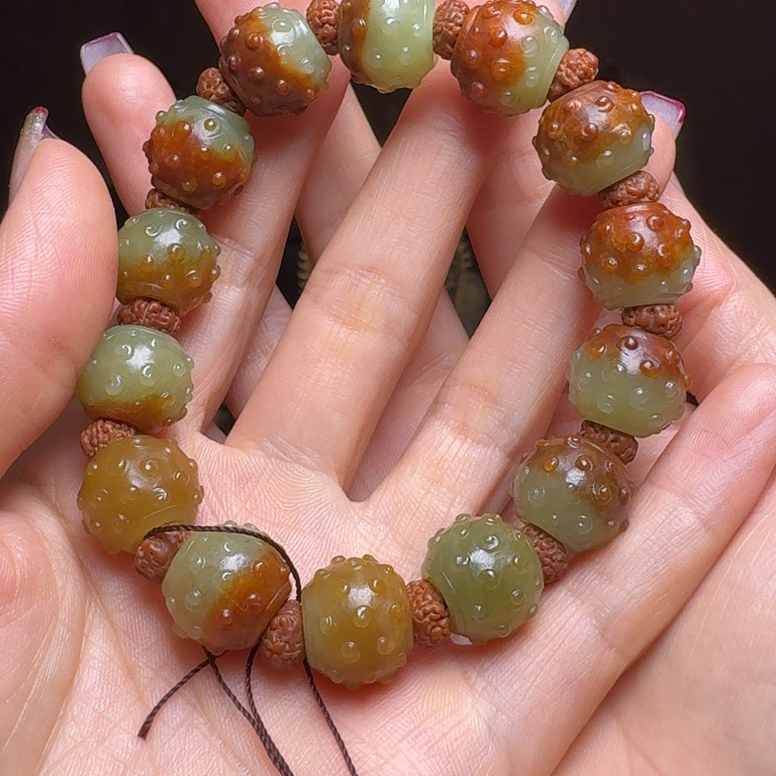 和田玉挂件未镶嵌恐*