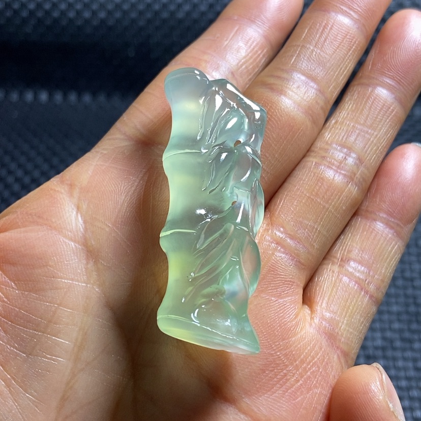 【闪购商品】未镶嵌蛇纹石玉颈饰