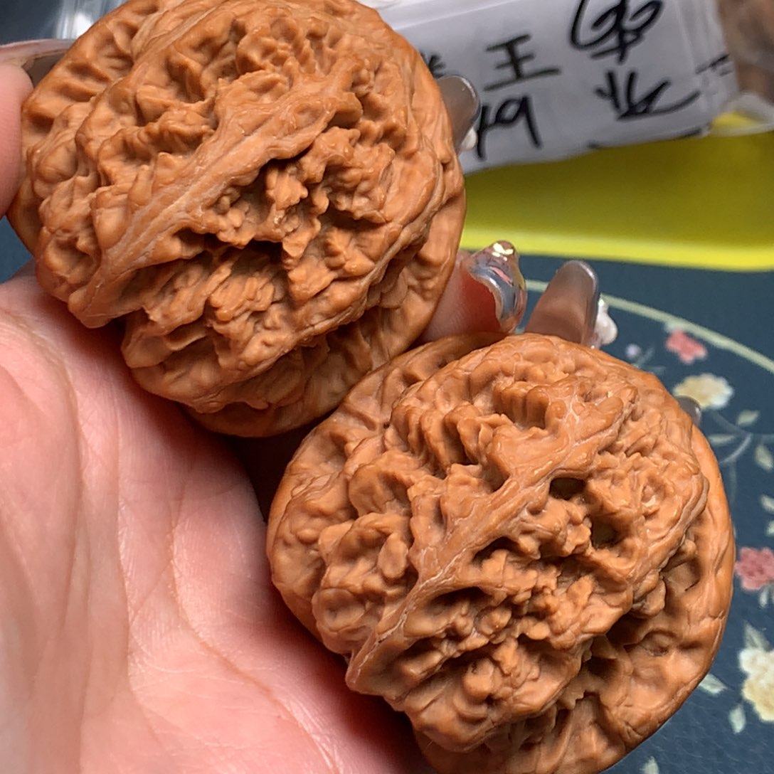 牧***云把件文玩核桃47-31686-8