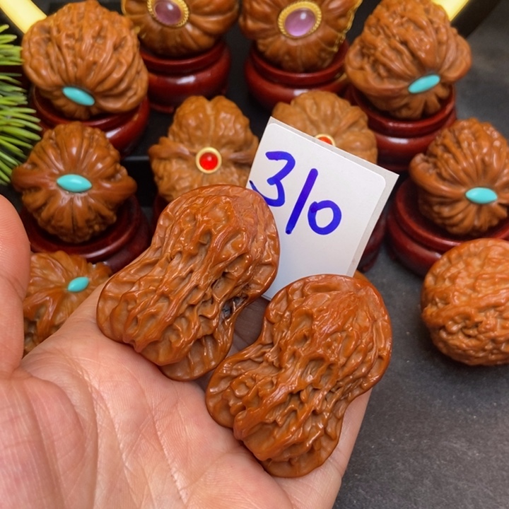 31葫芦310文玩核桃狮子头