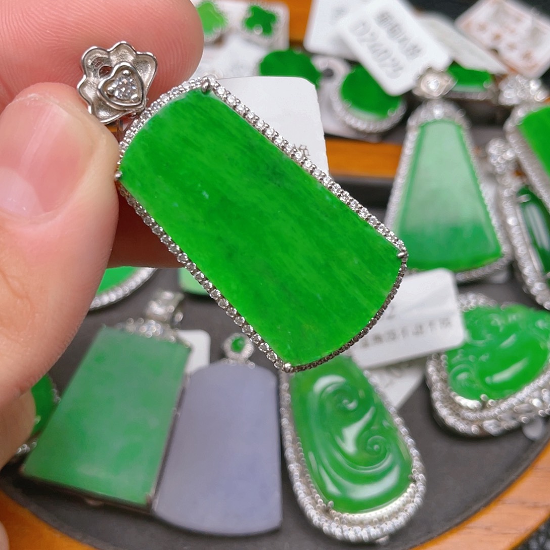 【闪购商品】翡翠吊坠(不含链)银S925镶嵌w*