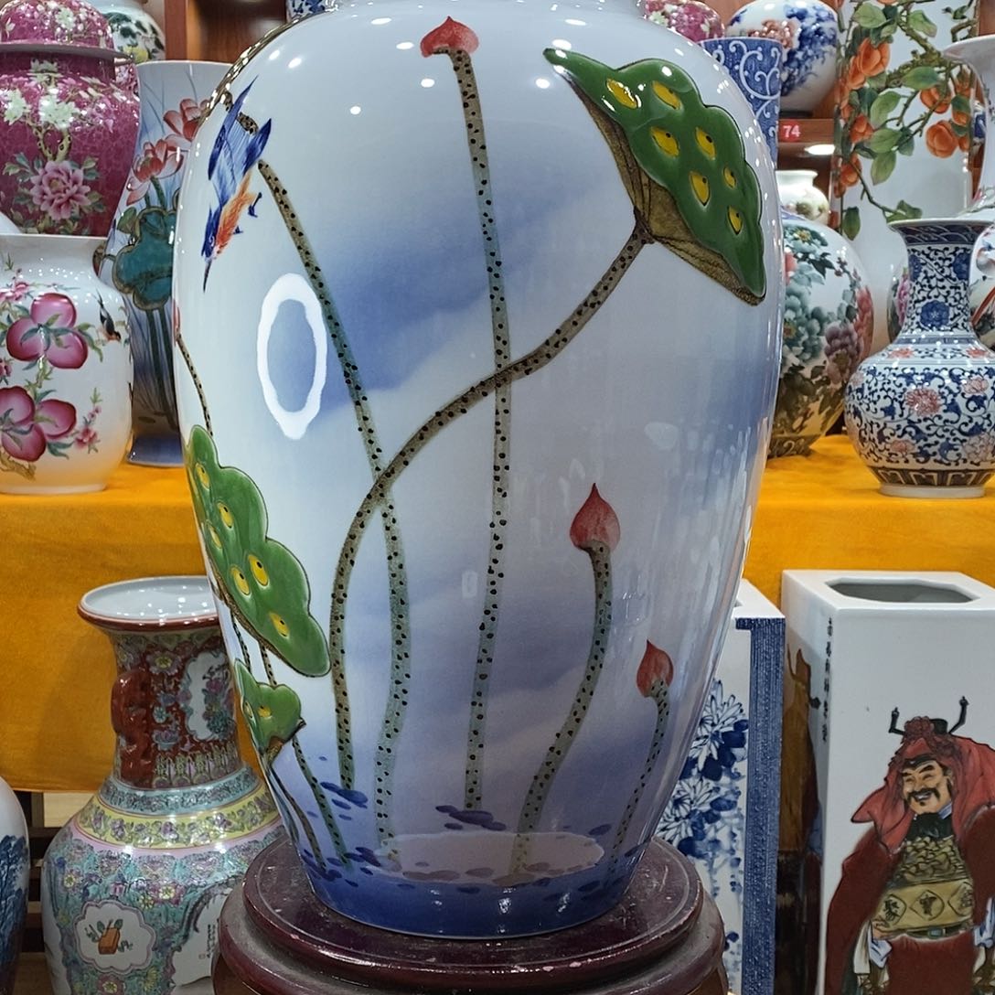 摆件期**耘景德镇陶瓷冬瓜瓶