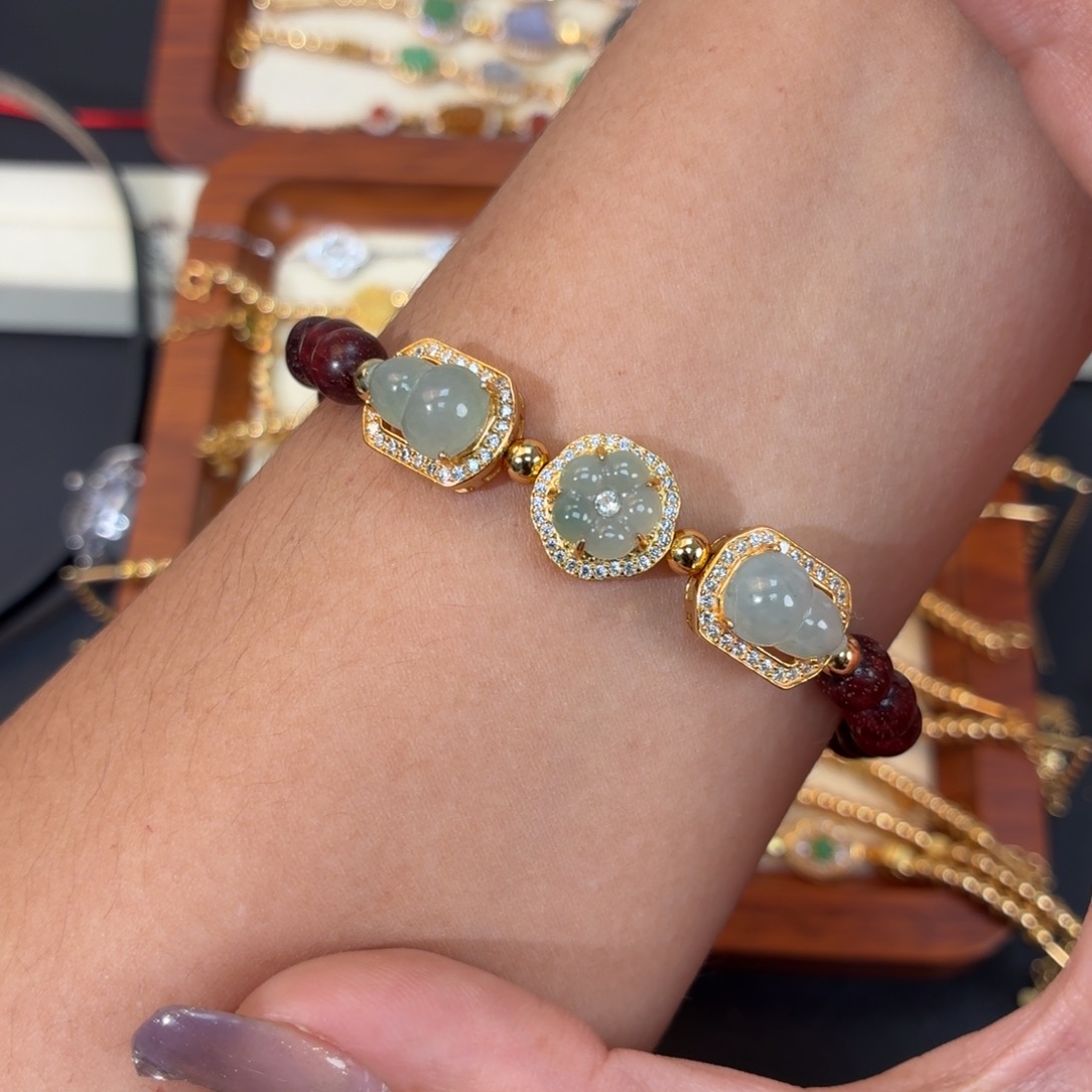 翡翠银S925镶嵌颈饰手串