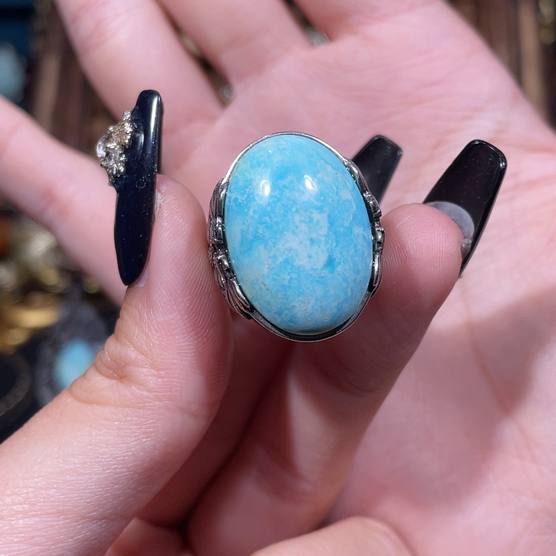 一***排绿松石银S925镶嵌戒指