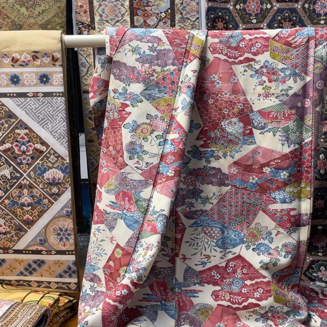 织绣和服和服和服