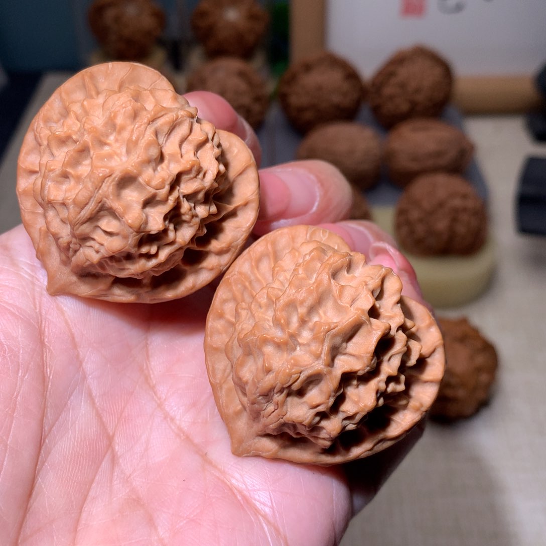 文玩核桃把件龙鳞