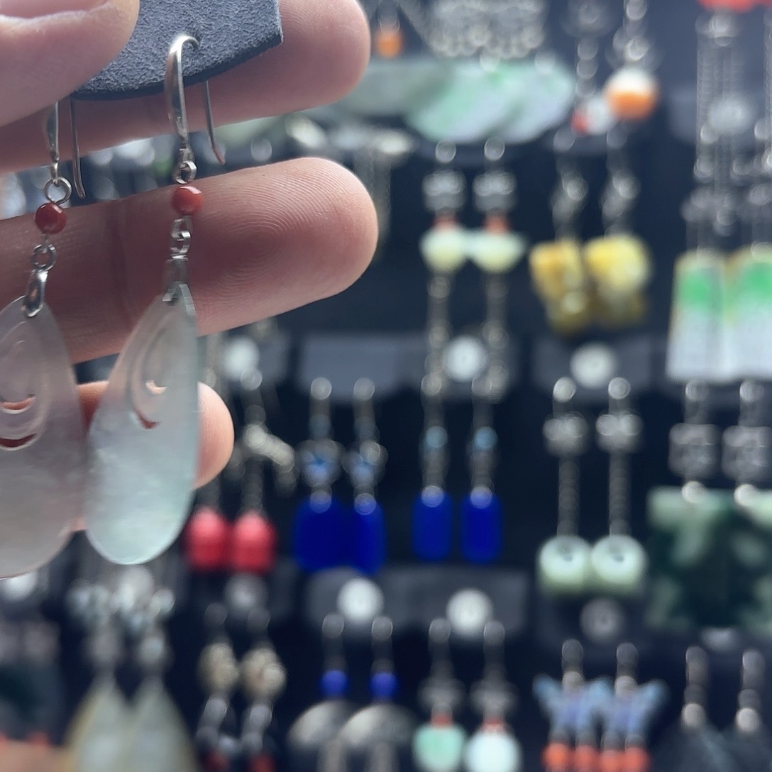 翡翠耳饰银S925镶嵌天然翡翠耳饰925银