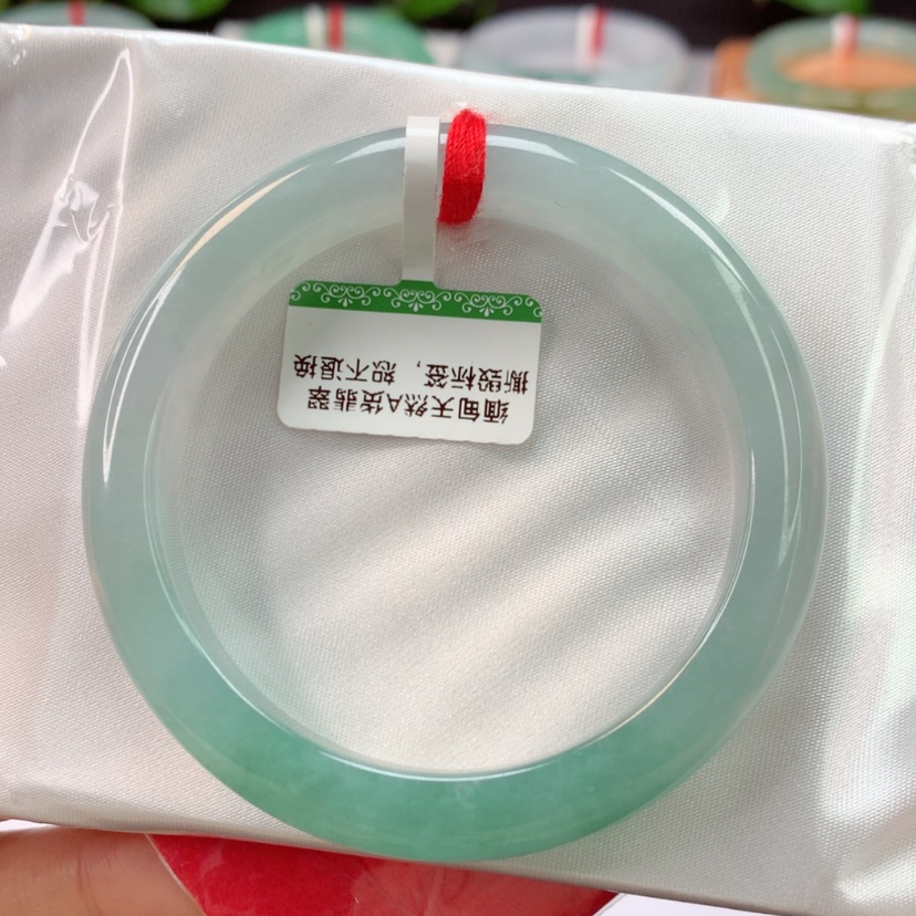 【闪购商品】翡翠手镯未镶嵌天然翡翠手镯