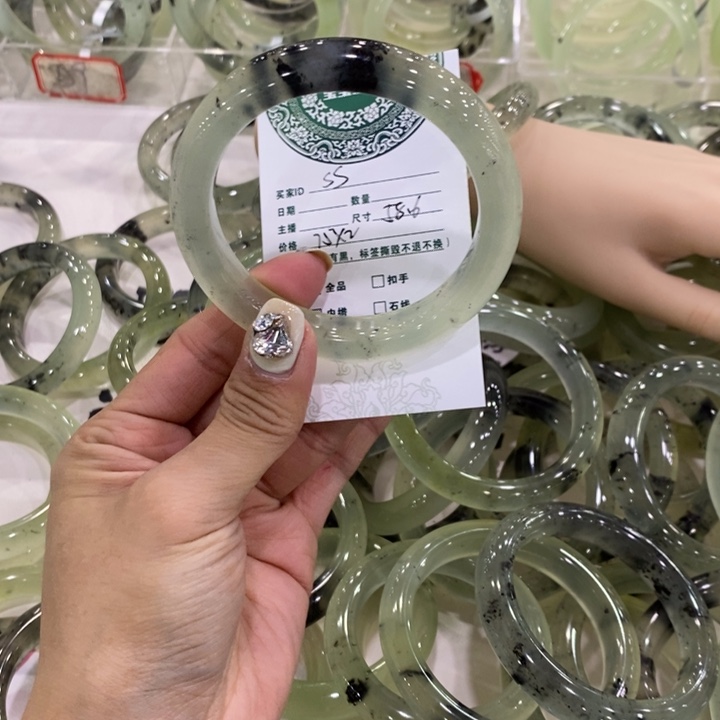 s***s蛇纹石玉合金手镯