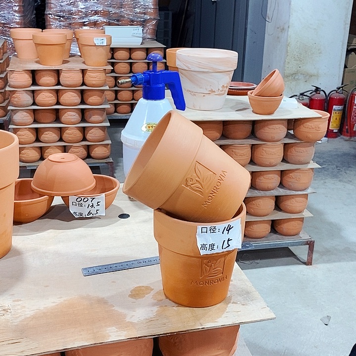 红陶10-14×15两个