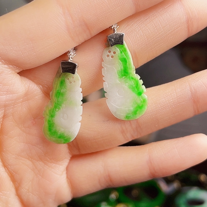 翡翠银S925镶嵌颈饰多样性