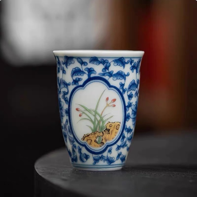 釉中彩青花空谷幽兰花闻香杯功夫茶具品茗单杯