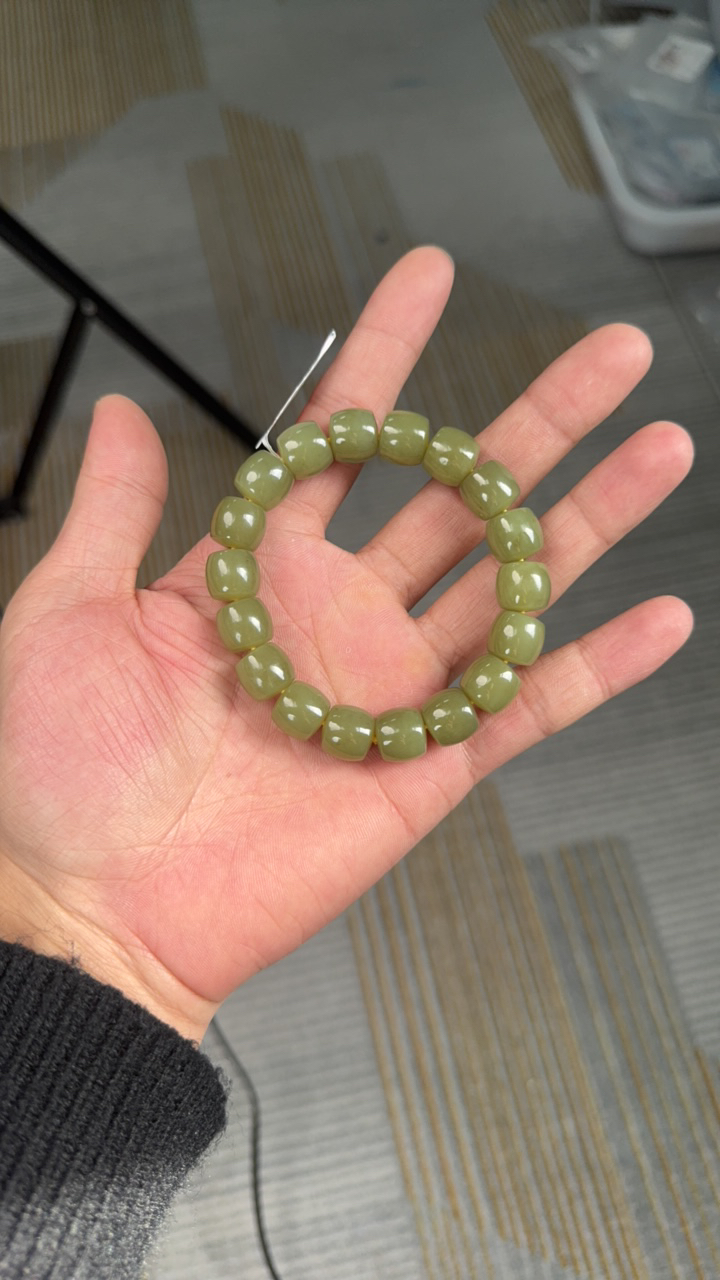 纯天然新疆和田玉若羌黄口12mm