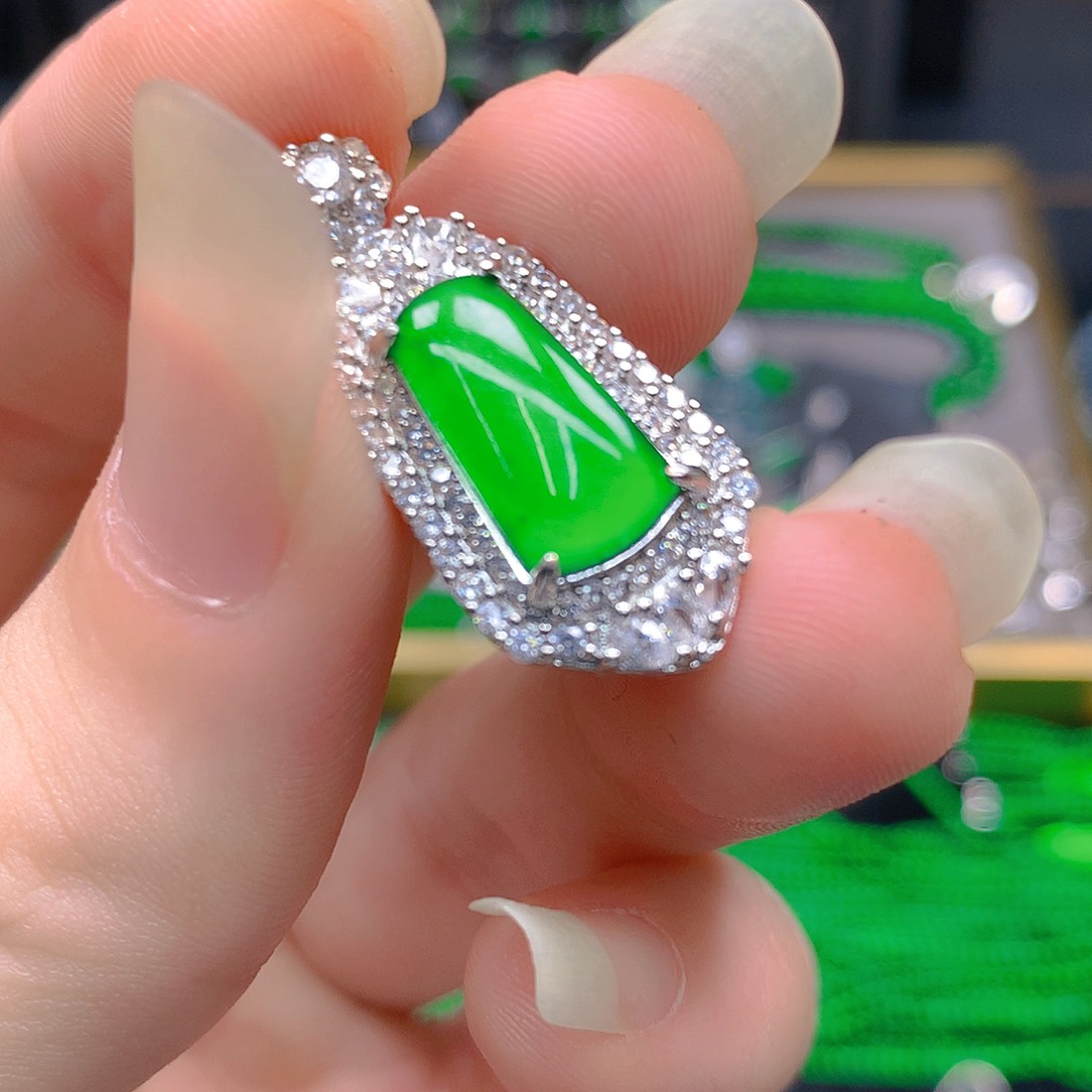 未镶嵌手链翡翠天然