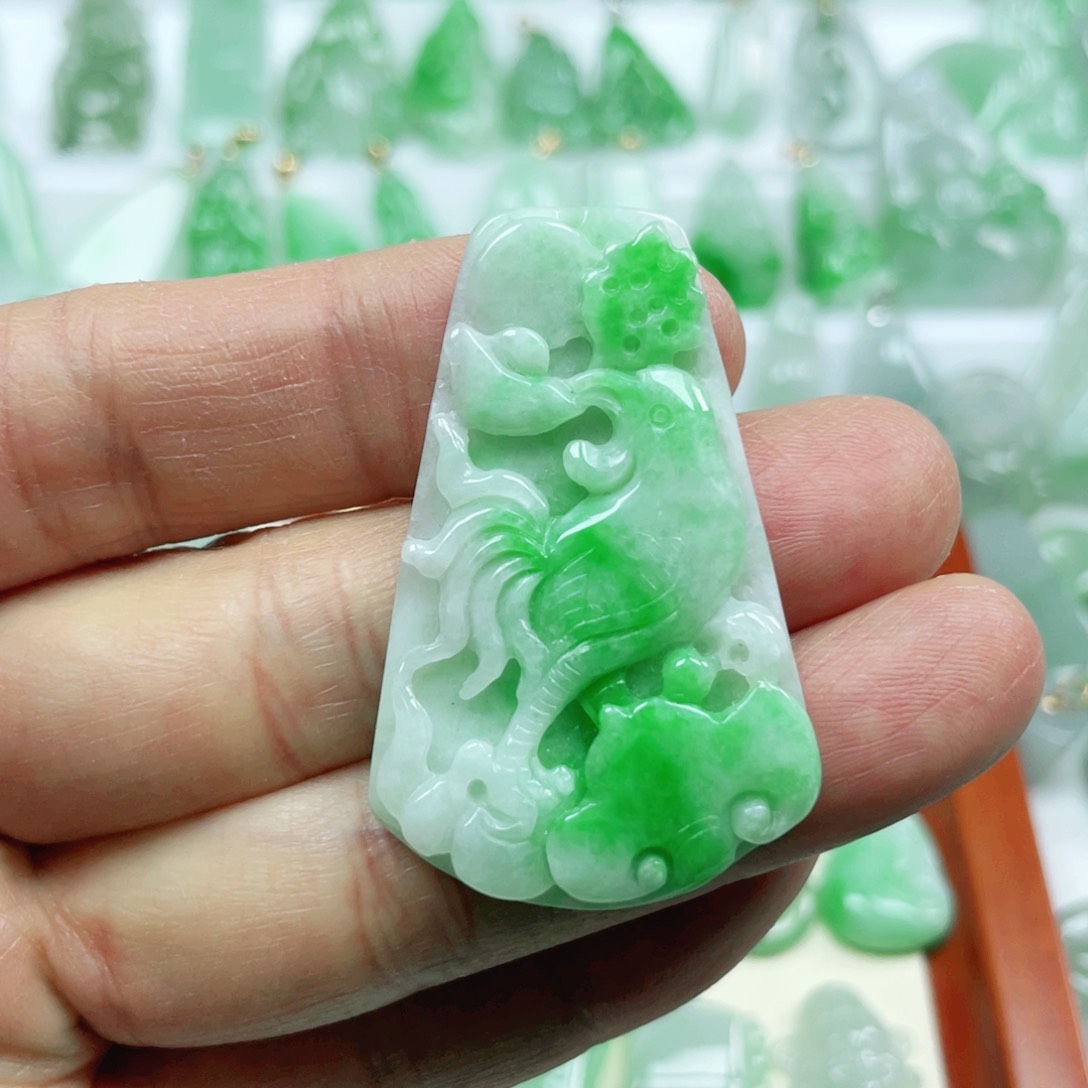 翡翠吊坠(不含链)未镶嵌