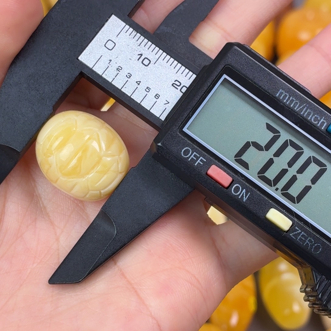 蜜蜡未镶嵌吊坠(不含链)浓蜡富甲