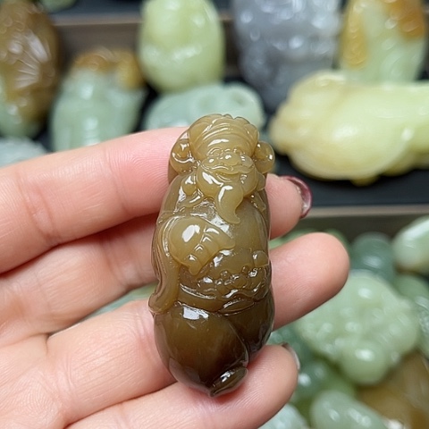 颈饰未镶嵌和田玉