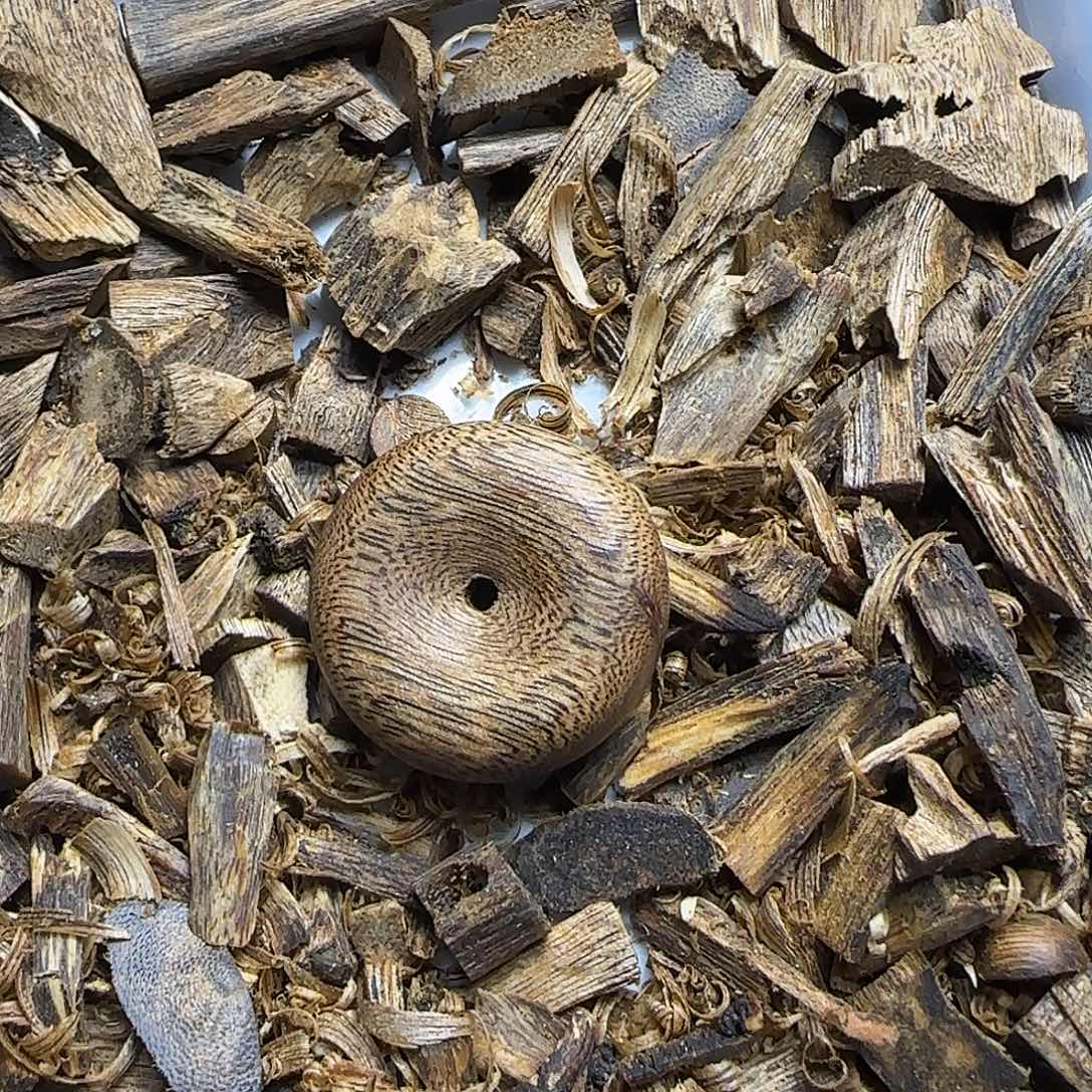 沉香碎屑沉香平安扣