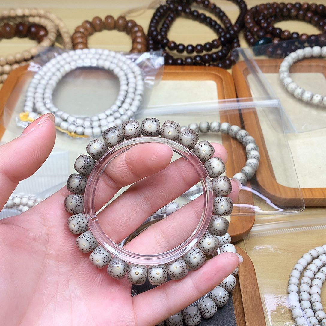 星月菩提吊坠K***n卡十