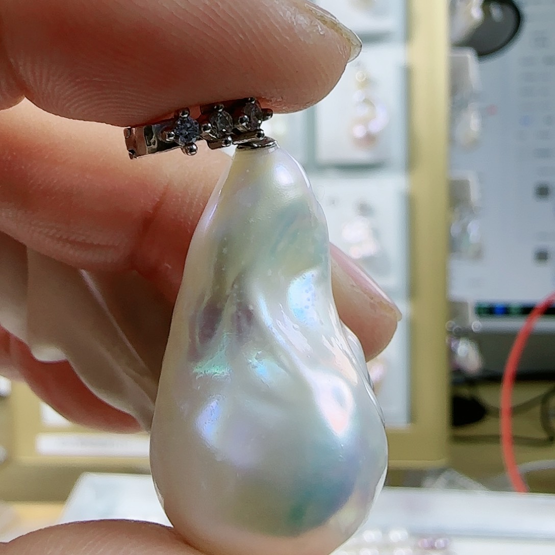 淡水珍珠吊坠（特价有瑕）银S925镶嵌