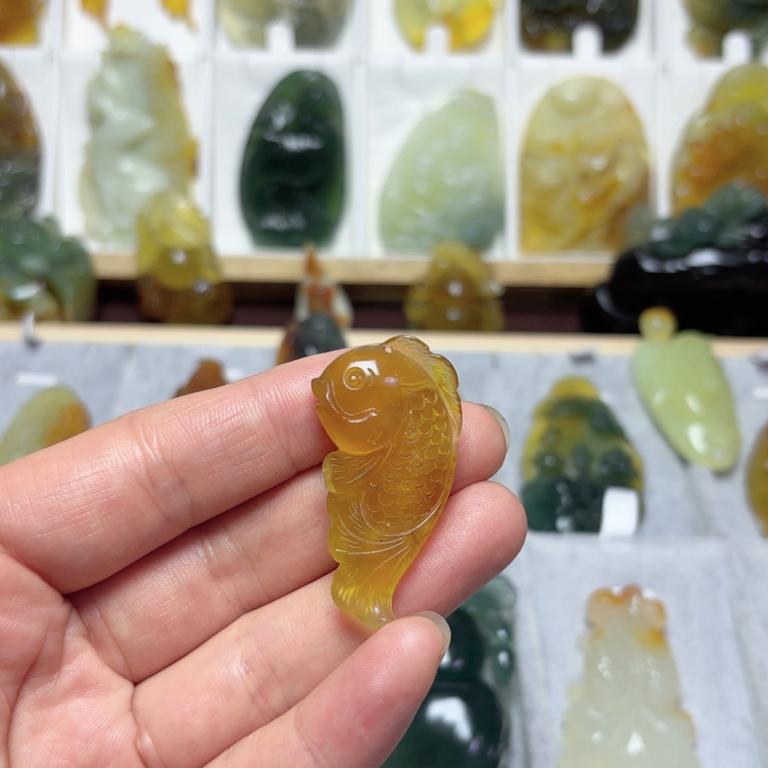 蛇纹石玉吊坠(不含链)未镶嵌睚*