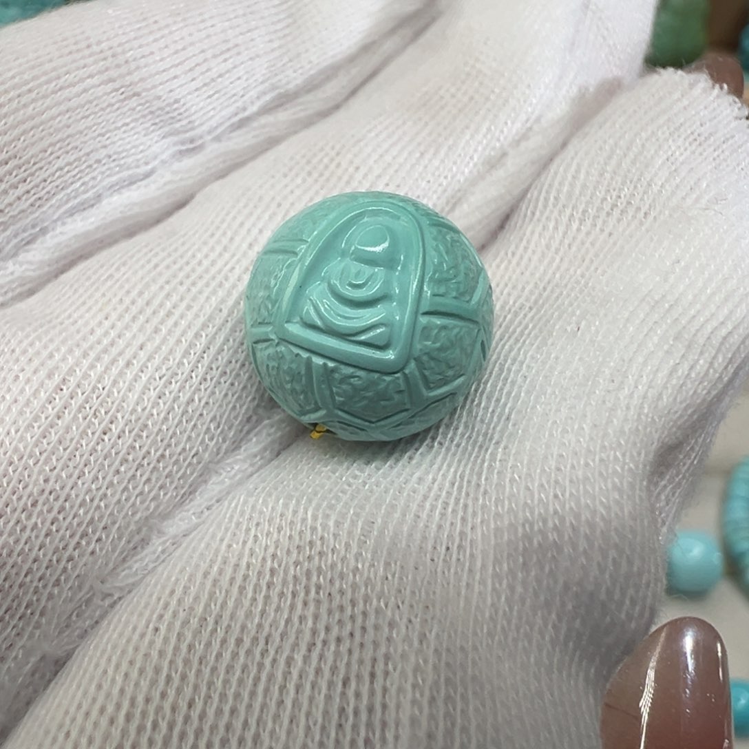 绿松石配饰未镶嵌