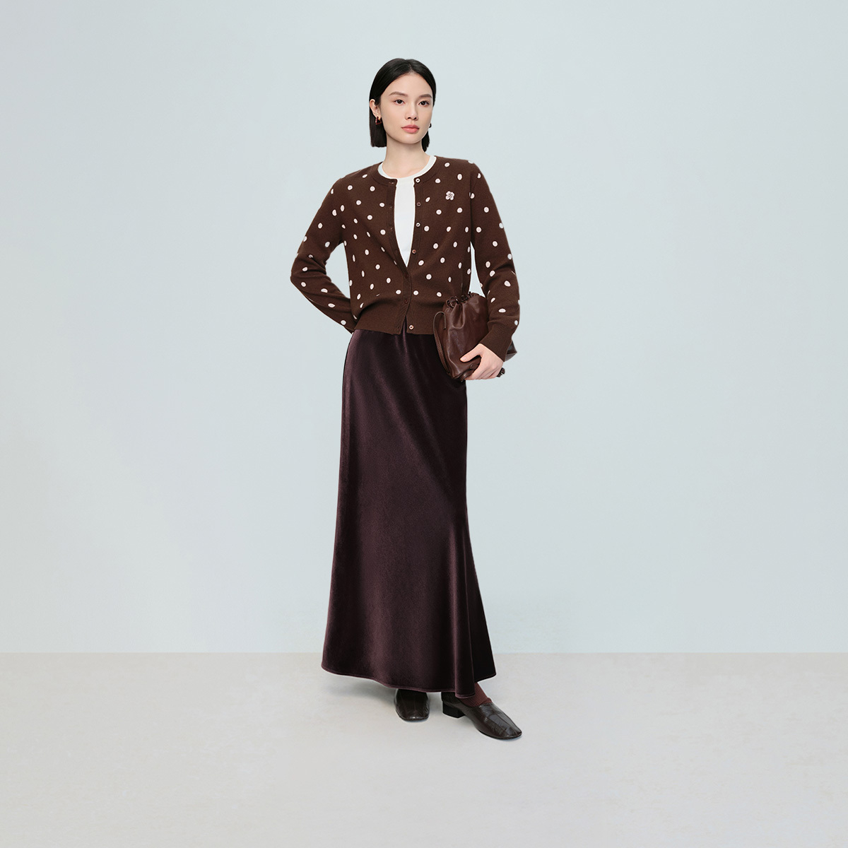 Naivee/纳薇【雅然严选】26春老钱风丝绒流光长裙半身裙26C276386