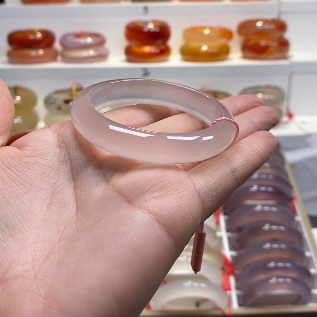 玛瑙/玉髓未镶嵌手镯