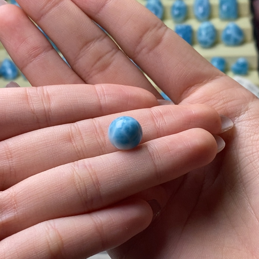 光***方针钠钙石（海纹石）未镶嵌颈饰