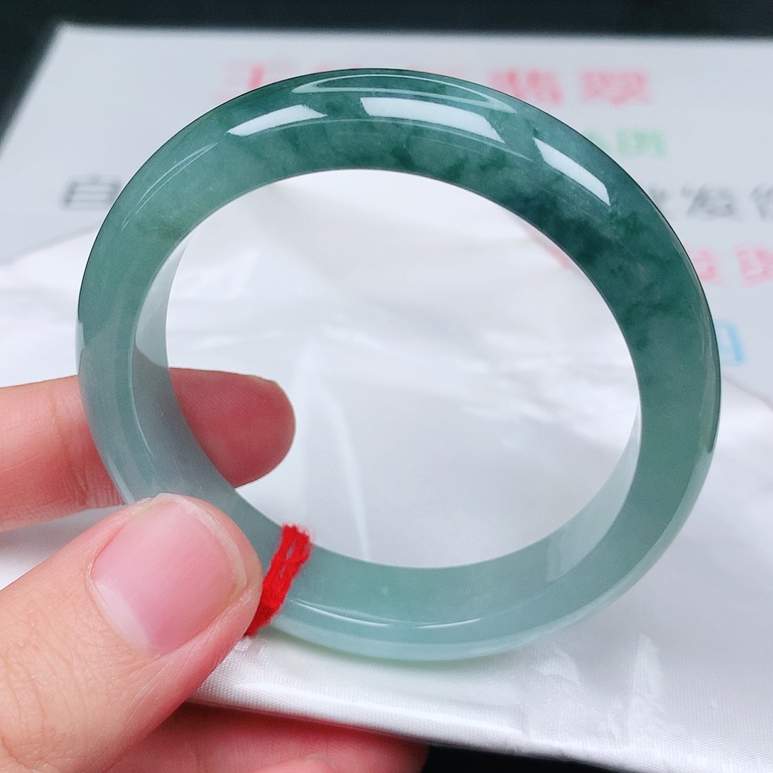 未镶嵌手镯翡翠天然翡翠手镯