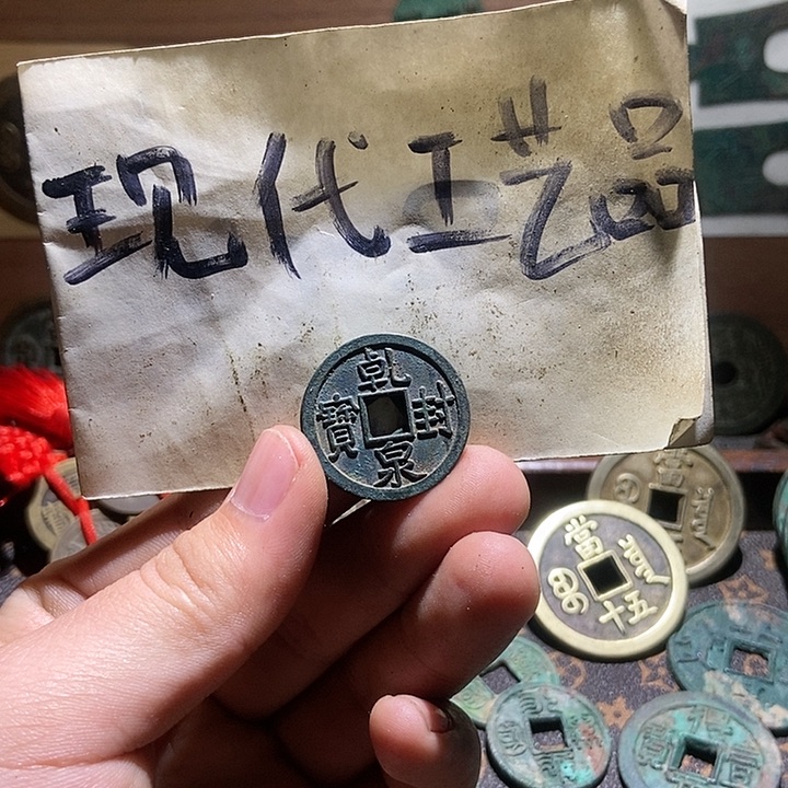 铜现代翻砂制作工艺品